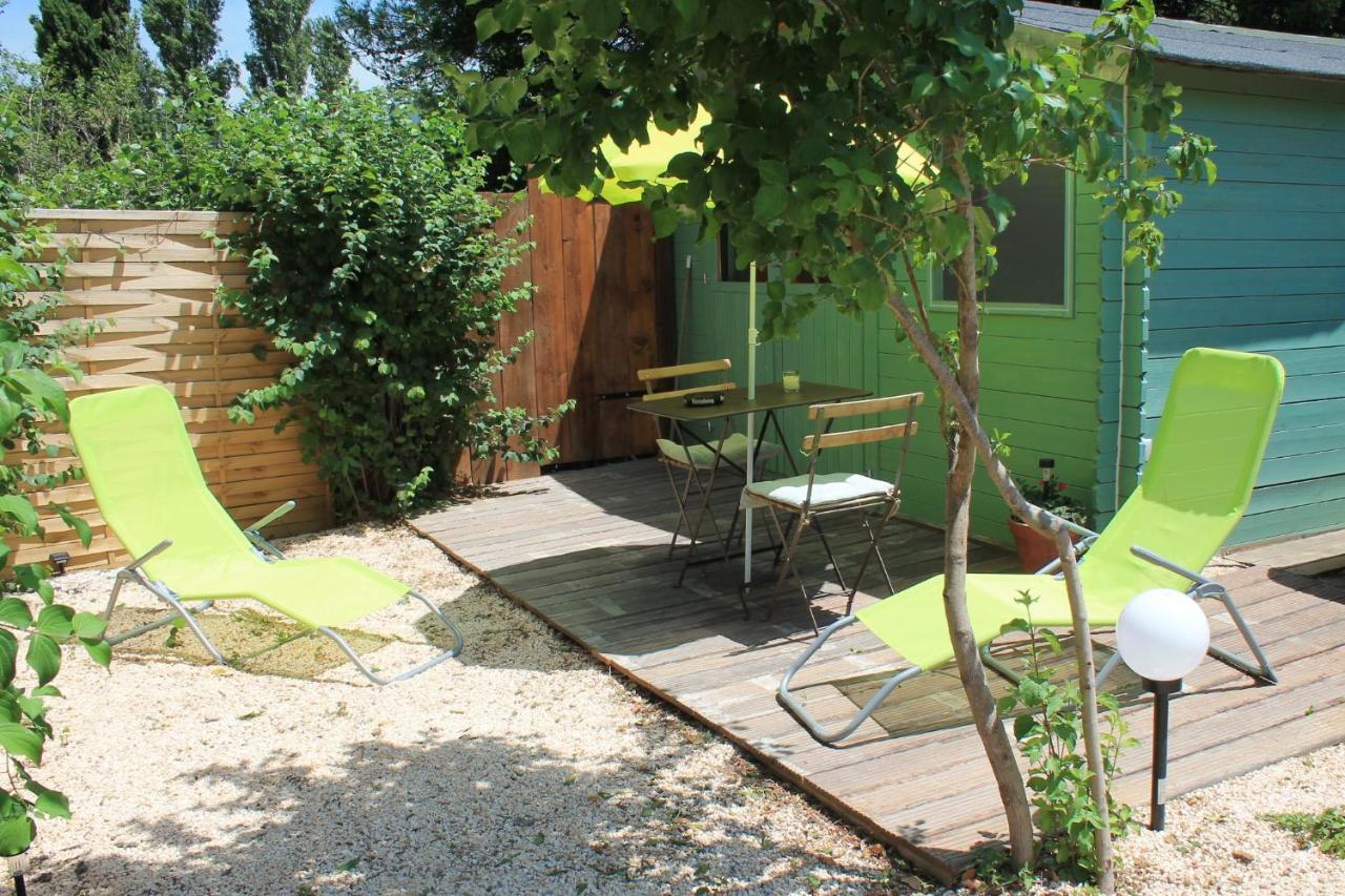 Petit Chalet Climatise Avec Jacuzzi Prive Country house