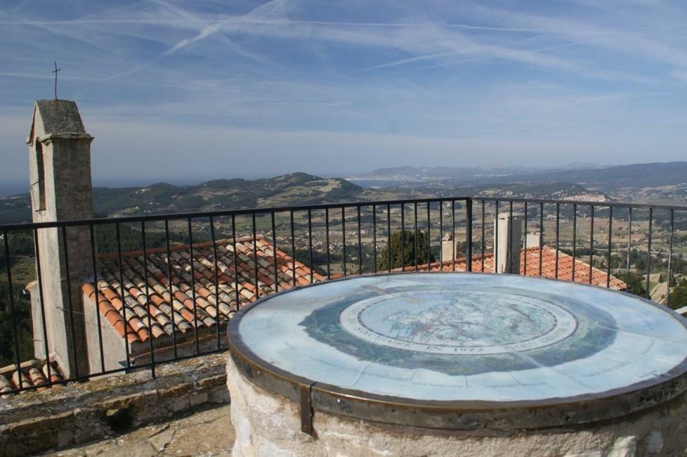 Petit Chalet Climatise Avec Jacuzzi Prive *