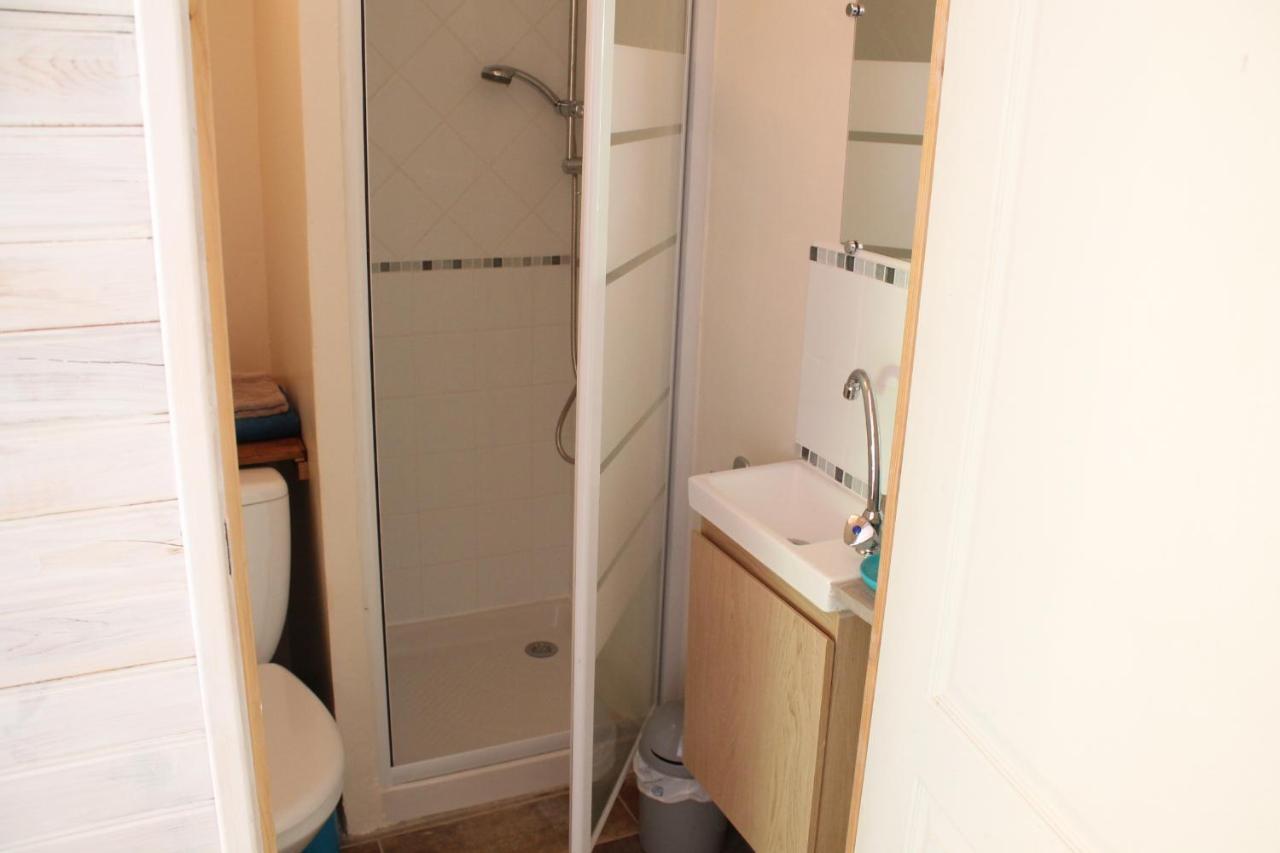 Petit Chalet Climatisé Avec Jacuzzi Privé *